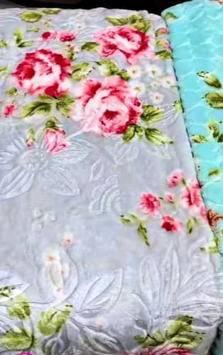 تصویر 3 از پتو تیسا طرح گل موجود در رنگ های گوناگون